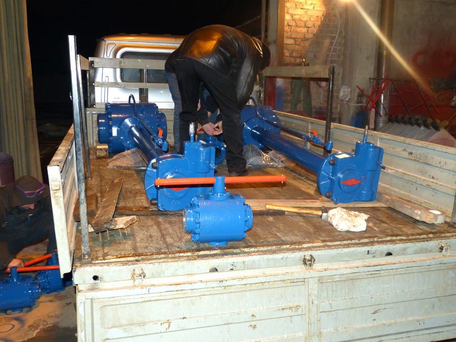 ВКМ-арматура - производство кранов шаровых. Отгрузка Ду100 и Ду250 подземного исполнения